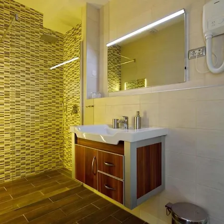 Apartment For 3 Adults